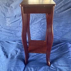 2 Tier Pedestal Mahogany Small Table