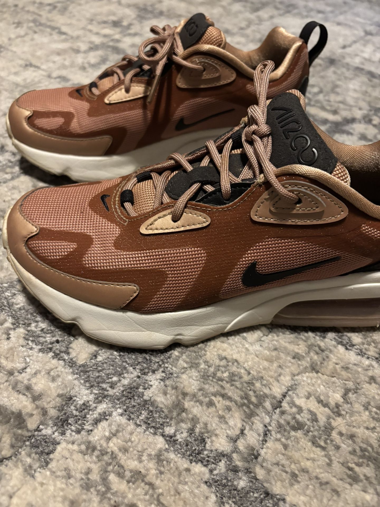 Women’s Nike Air Max Air 200