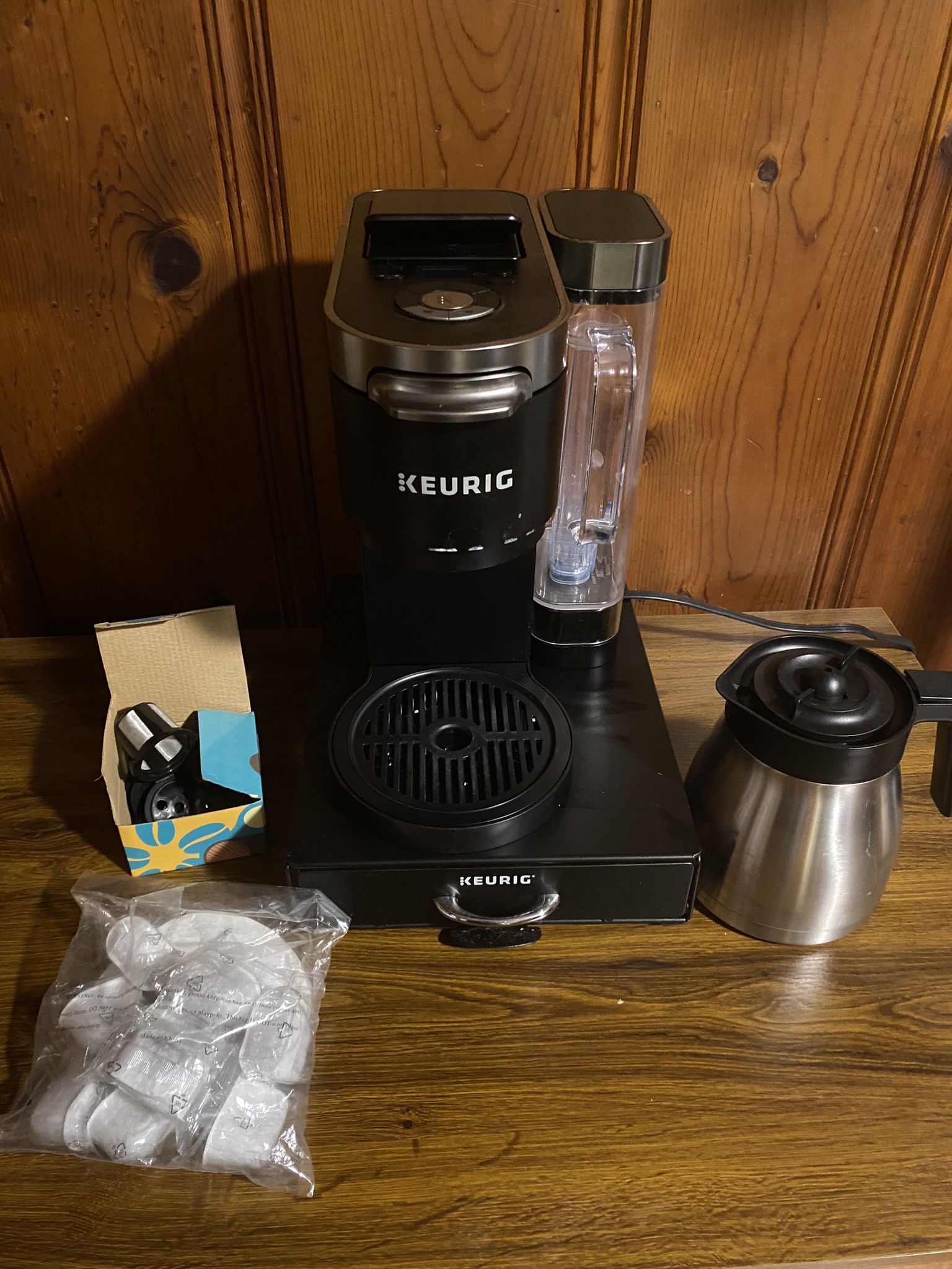 Keurig Duo and accessories 