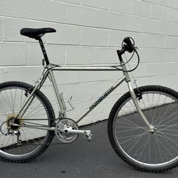 Vintage Mongoose MTB Hybrid Road Bike