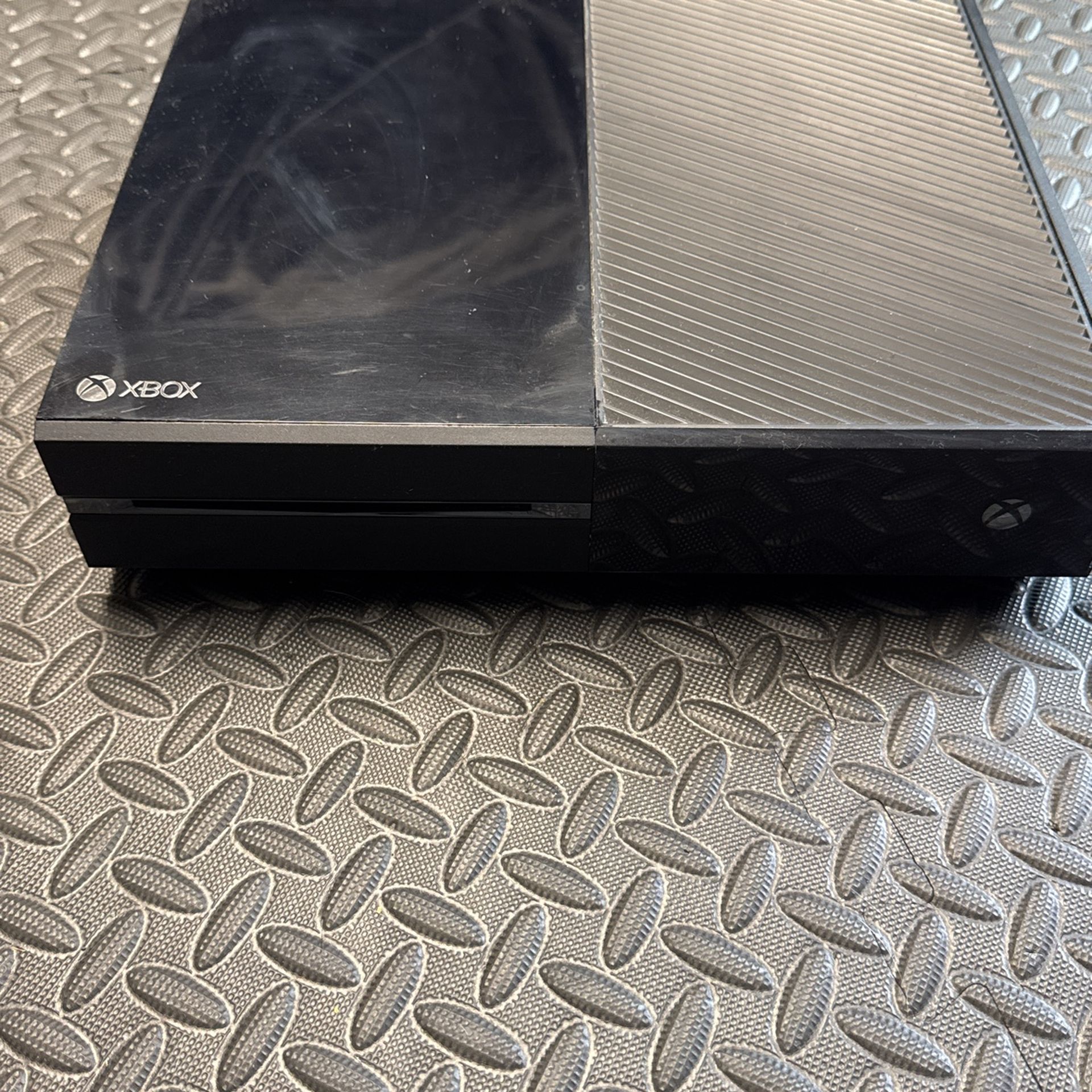 Xbox One Black