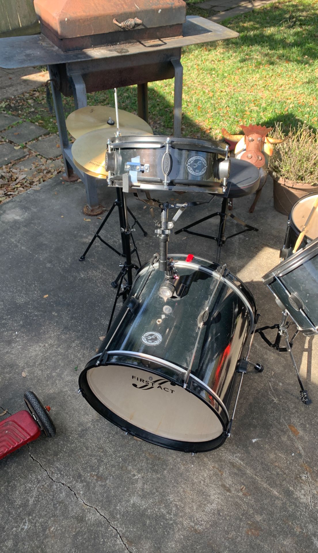 First Act (7) Piece Drum Set (including seat as 1 piece) $100 OBO