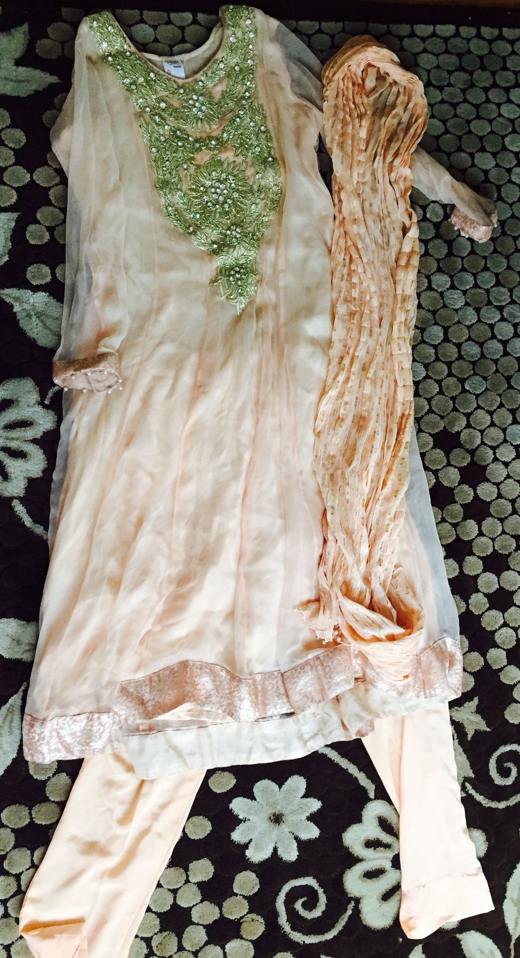 Indian/ Pakistan Salwar Kameez