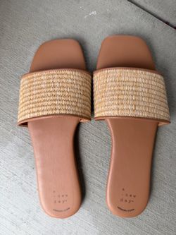 Brand New Women’s Slide Sandals, Size 7