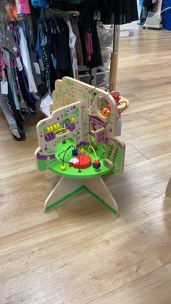 Treetop Activity Center - Manhattan Toy