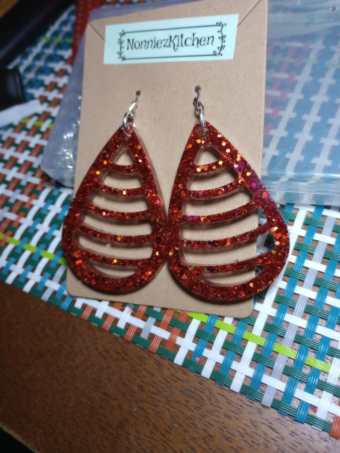 Hand Crafted Resin Tear Drop Shaped Earrings