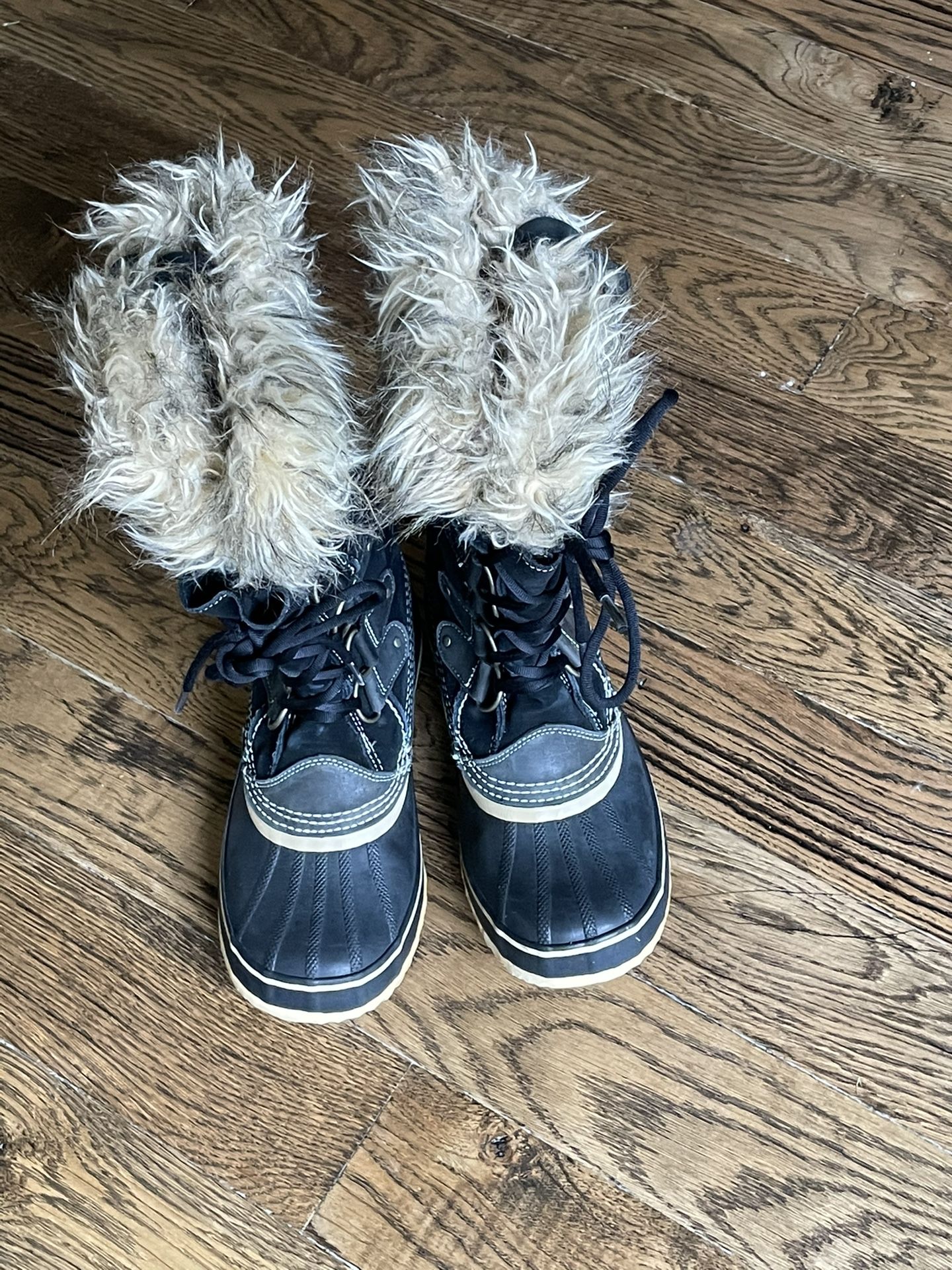 Women’s Snow Boots 