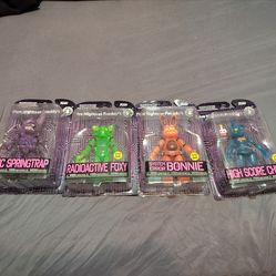 Five nights at freddy figures