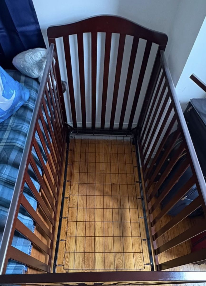 Baby Wood Crib, Dark Brown Wood Crib