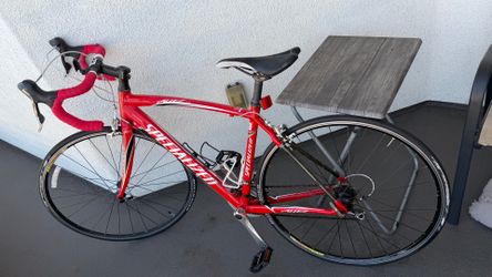 Specialized Allez Road Bike - Shimano 105 - Carbon Fork