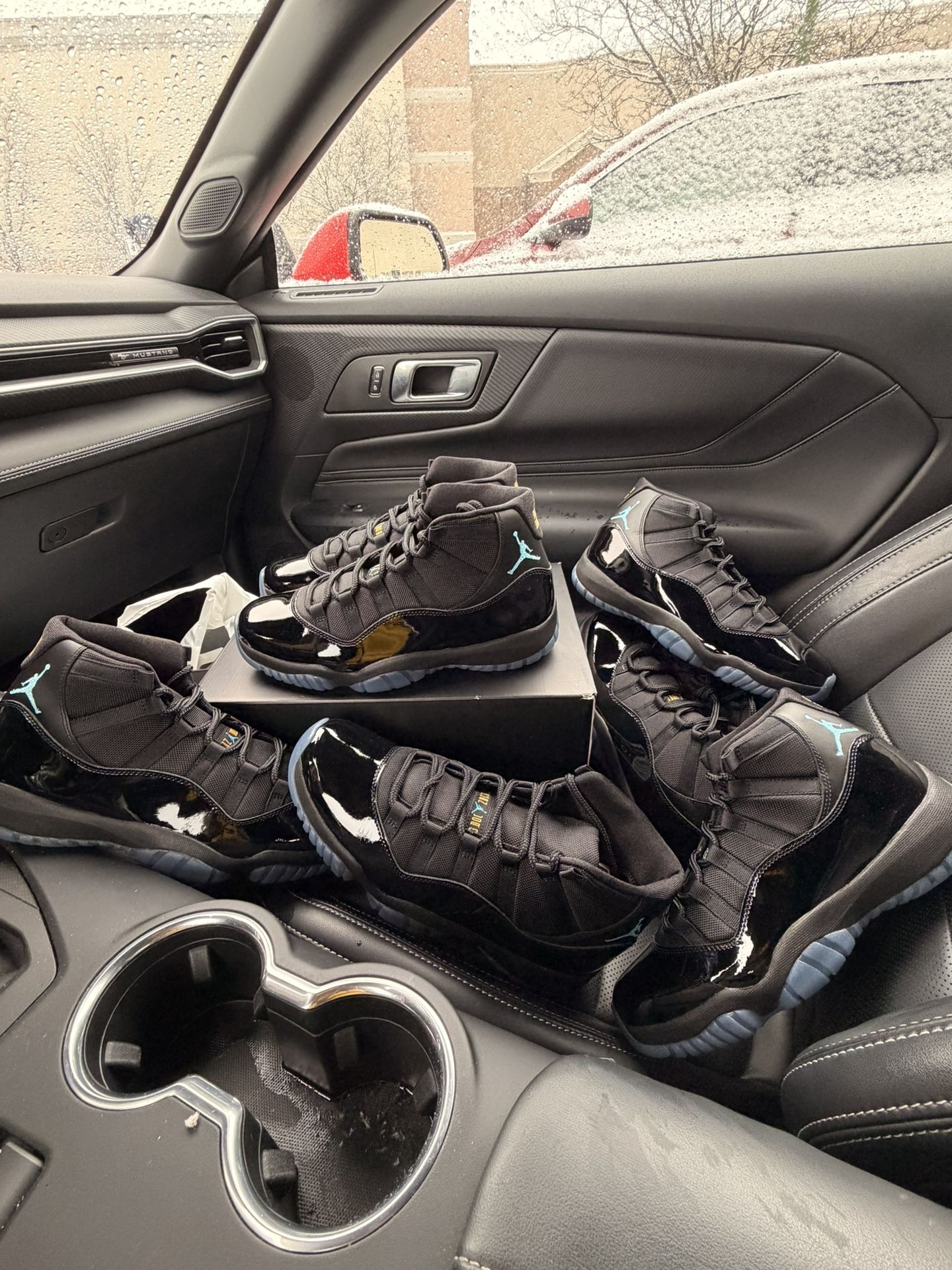 Jordan 11 Retro ( Gamma Blue )