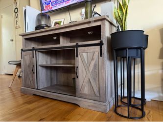 Console table