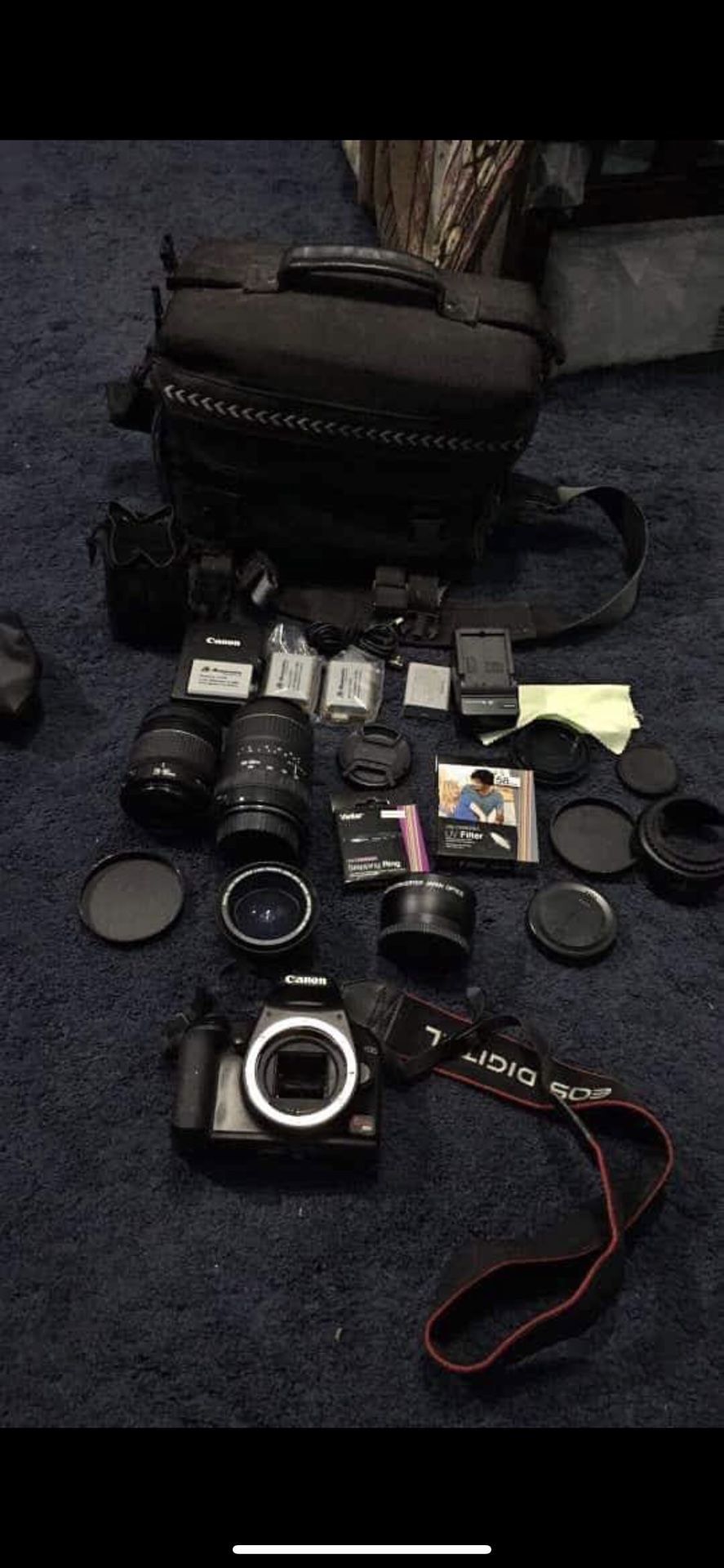 Canon dslr rebel xs DS 126191 with lot of accessories 2 lens 100-300 & 28- 80.1 fisheye 1 hd telephoto