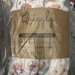 New pair of Quiggly fitted travel crib sheets 41.5”x23.5” 