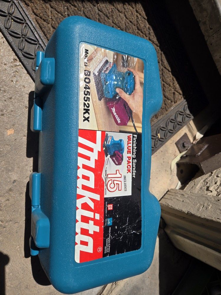 Makita Finishing Sander