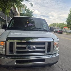 2013 Ford E-250 Heavy Duty Cargo Van