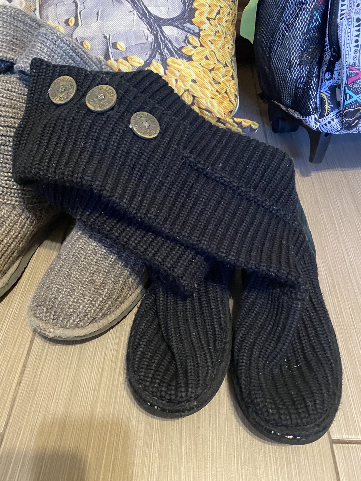 Uggs Sweater Boots Size 8
