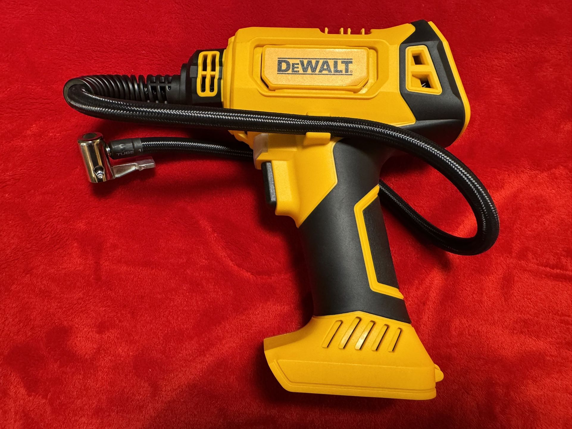 Dewalt Battery Air Compressor Automatic Tire Inflator Cordless Electric Pump with Digital Pressure Gauge for Car Bike