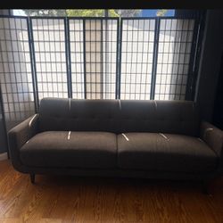  FREE COUCH