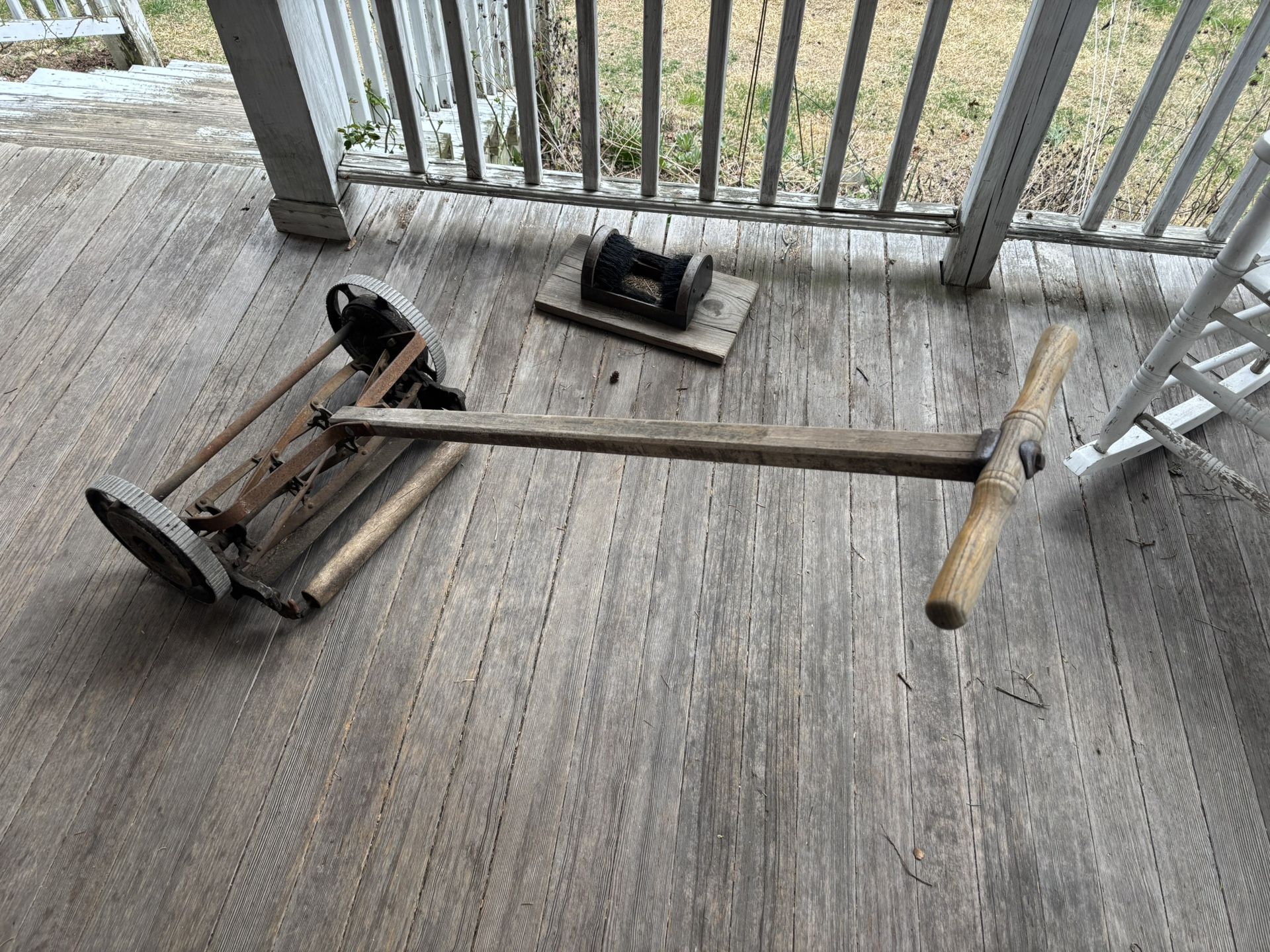 Penna-lite lawnmower(see Description)