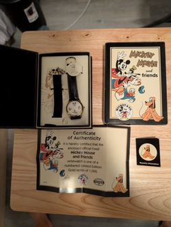 DISNEY MICKEY MOUSE AND FRIENDS FOSSIL GOLD EDITION WATCH VTG #821/1000