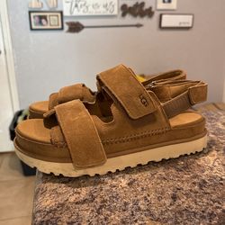 UGG Sandles