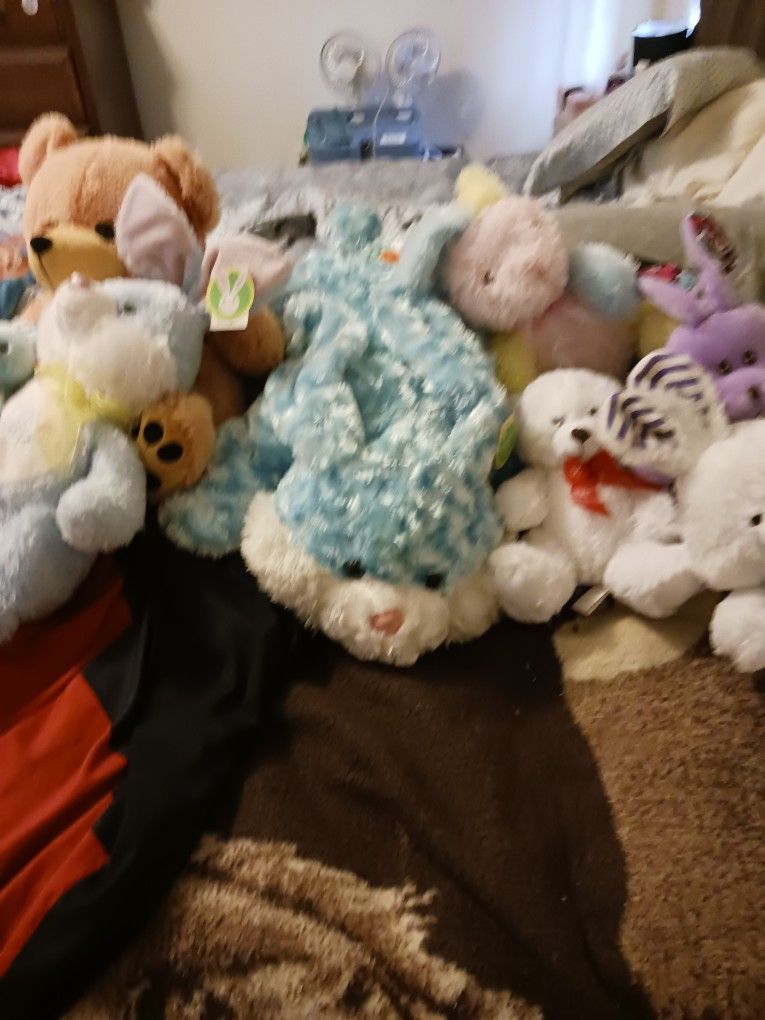 Easter Bunnies And Teddy Bears 7 Total 6 Dollars