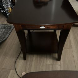 Hammary Enclave End Table 