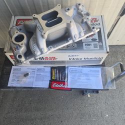 Nib Edelbrock Sbc 7501 Performer Rpm Airgap Intake