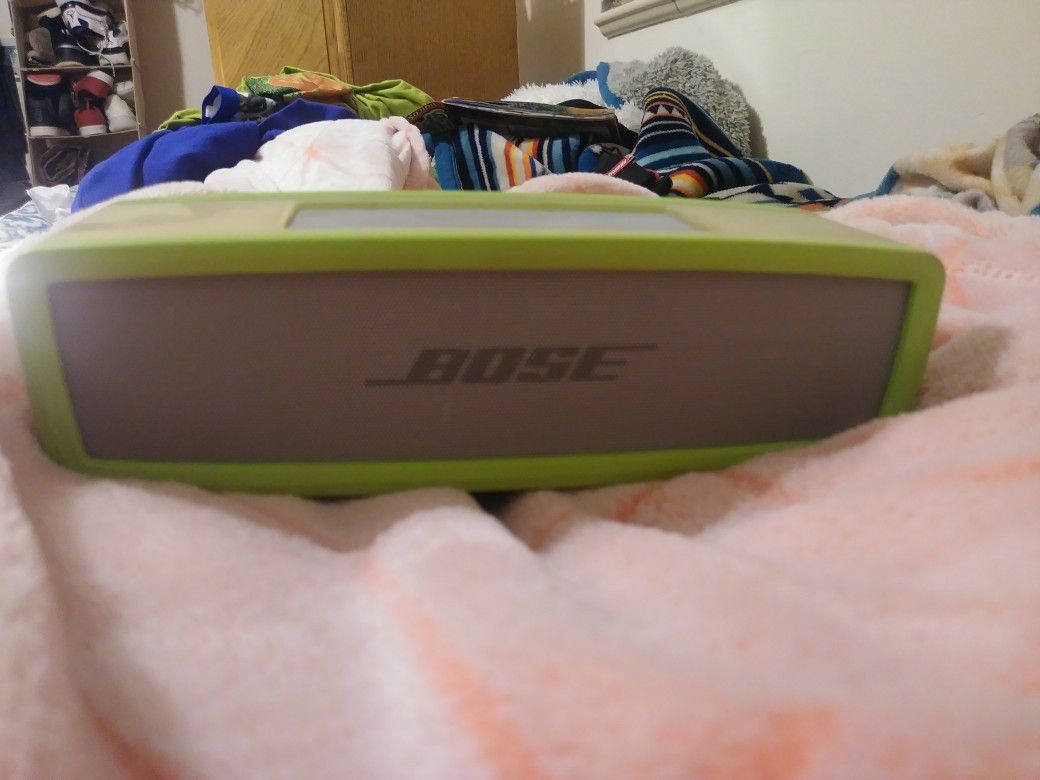 Bose speaker , used , loud & in good condition.