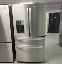 Whirlpool 4‑Door French Door Fridge – Stainless, Water Dispenser