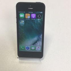 iPhone  5 64GB Unlocked in Excellent Condition 