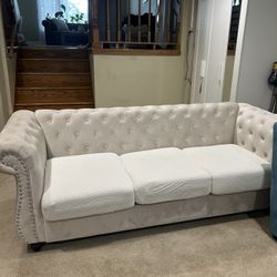 White/beige Sofa 