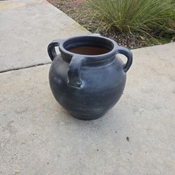 Black Ceramic Pot