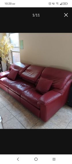 PRICE DROP!!! *****Zani collection of Italy Red Leather 3-Seat Sofa