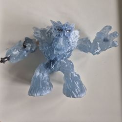 SCHLEICH Eldrador Creatures Ice Giant Action Figure (2020)