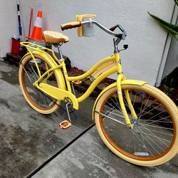 Women cruiser 26" tires new