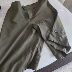 Patagonia Mens Medium Mountain Bike Shorts