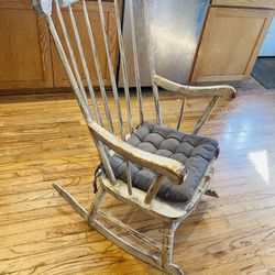 Cute Wooden Rocking Chair 