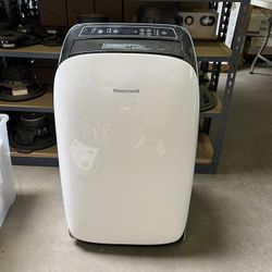 Honeywell Portable Air Conditioner-LIKE NEW - Air Conditioner HL12CESWK