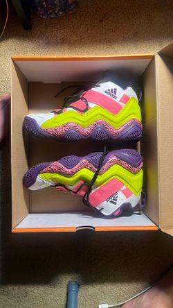 RARE Womens Adidas Kobes 