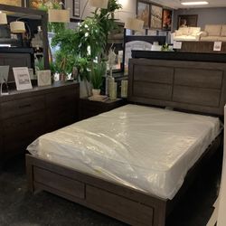 Full Size Bedroom Set 