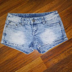 Woman's Jean Shorts
