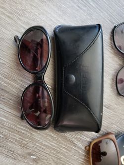 FENDI Sunglasses with Case $35 firm Pickup in Oakdale