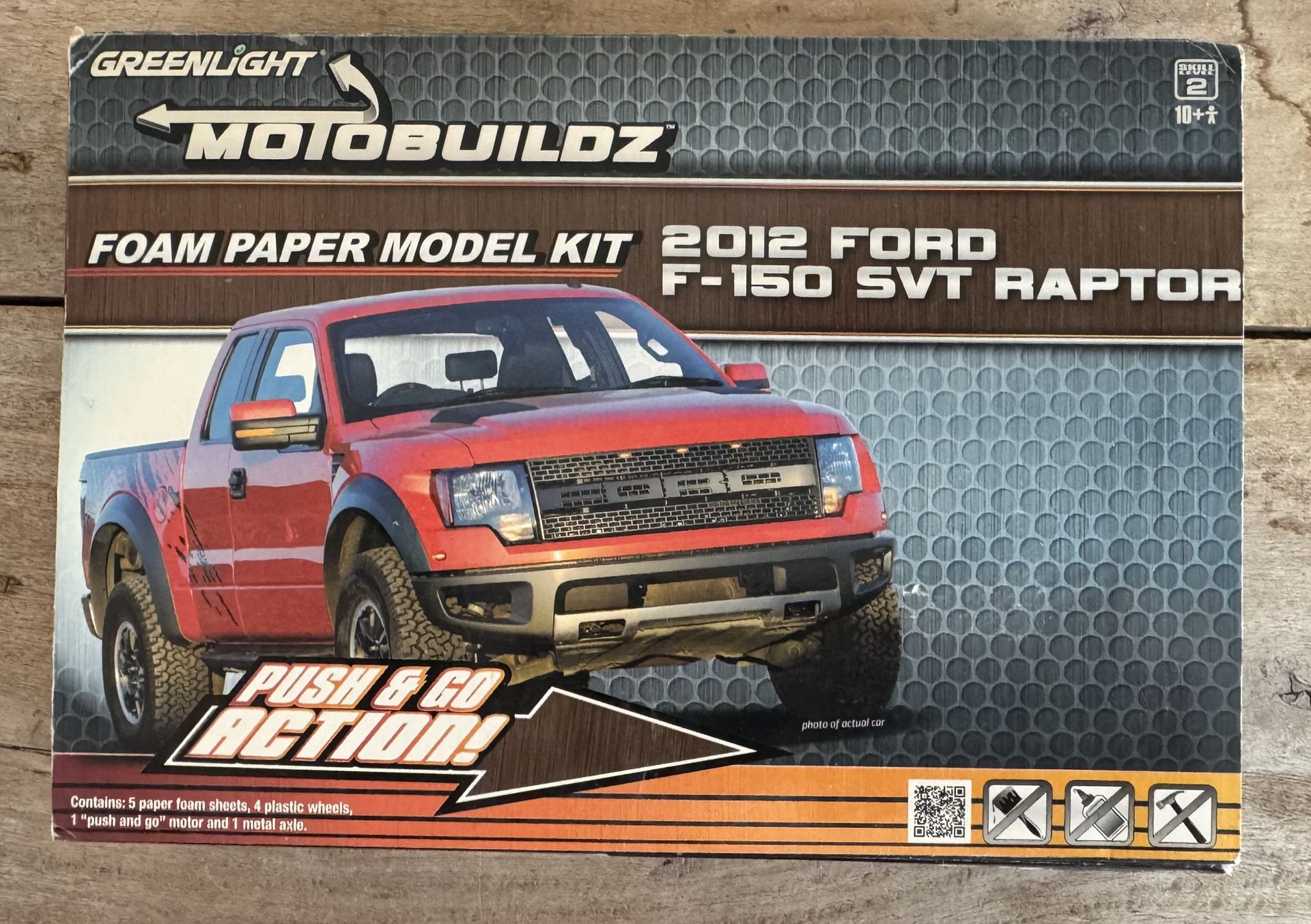 2012 Ford F-150 SVT Raptor 3-D Foam Paper Model Kit Greenlight Motobuildz just $5 xox