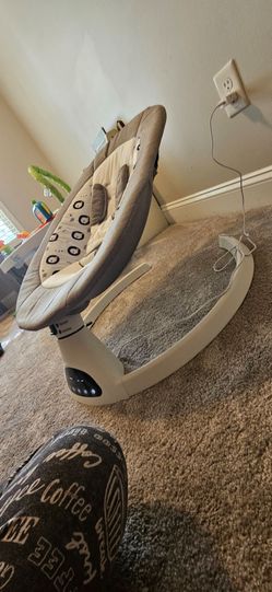 Baby swing
