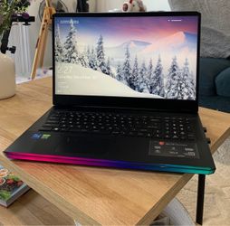 MSI GE76 Raider 11UE Gaming Laptop