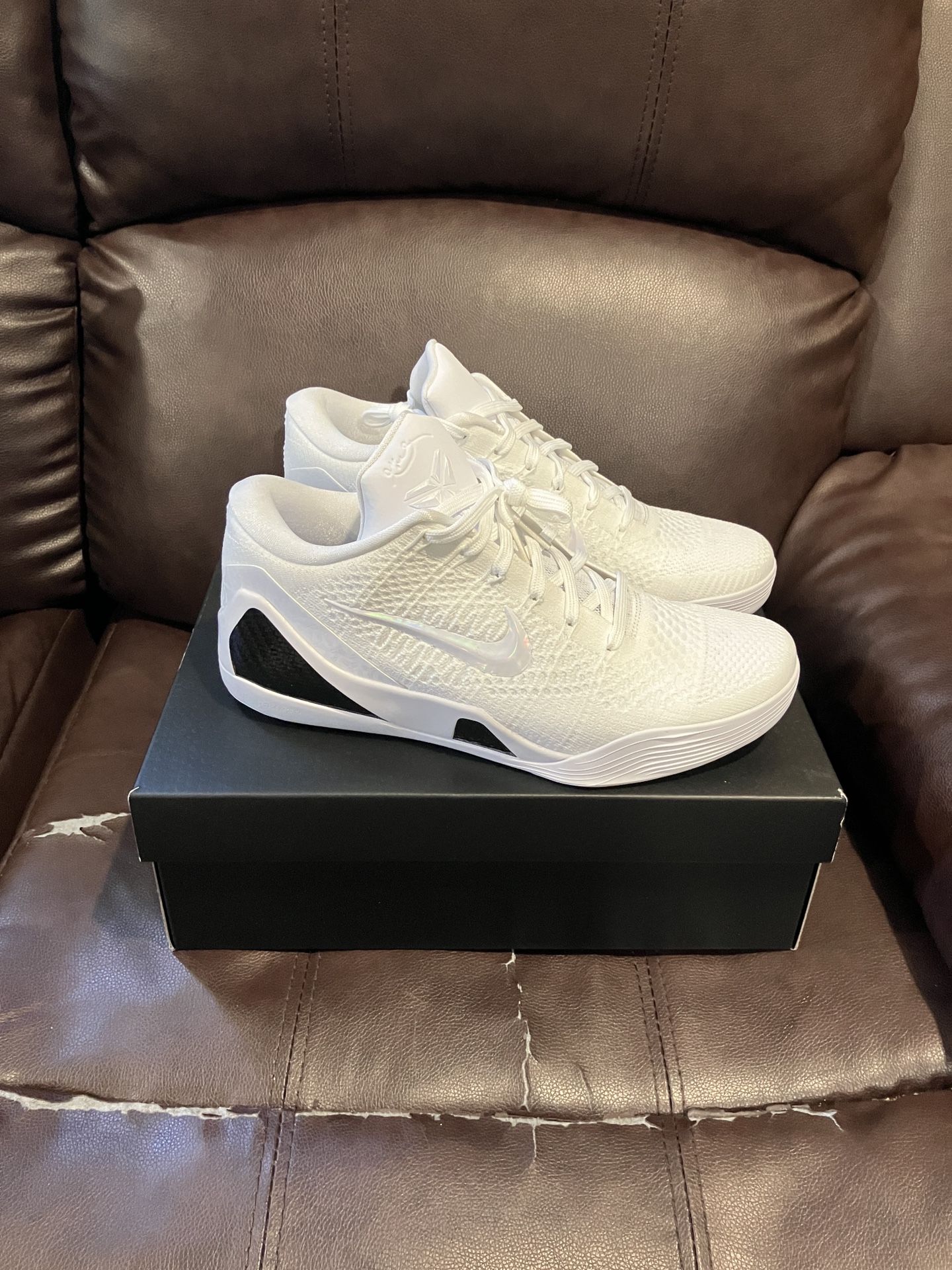 Nike Kobe 9 Elite Low Protro Halo Size 10.5