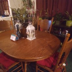 Furniture  5 Piece Dinnette Set  2 End Tables An One Coffee Table Matching Set