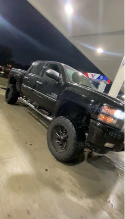 2011 CHEVY SILVERADO